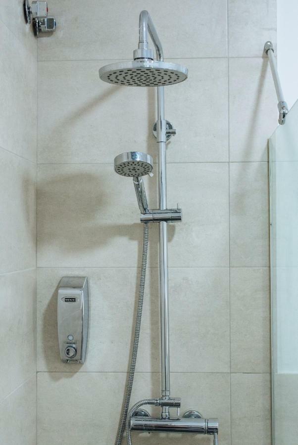 Hostly O'Donnell 1B Center-Fibre-Parking Op-Cless Apartment Sevilla Bagian luar foto