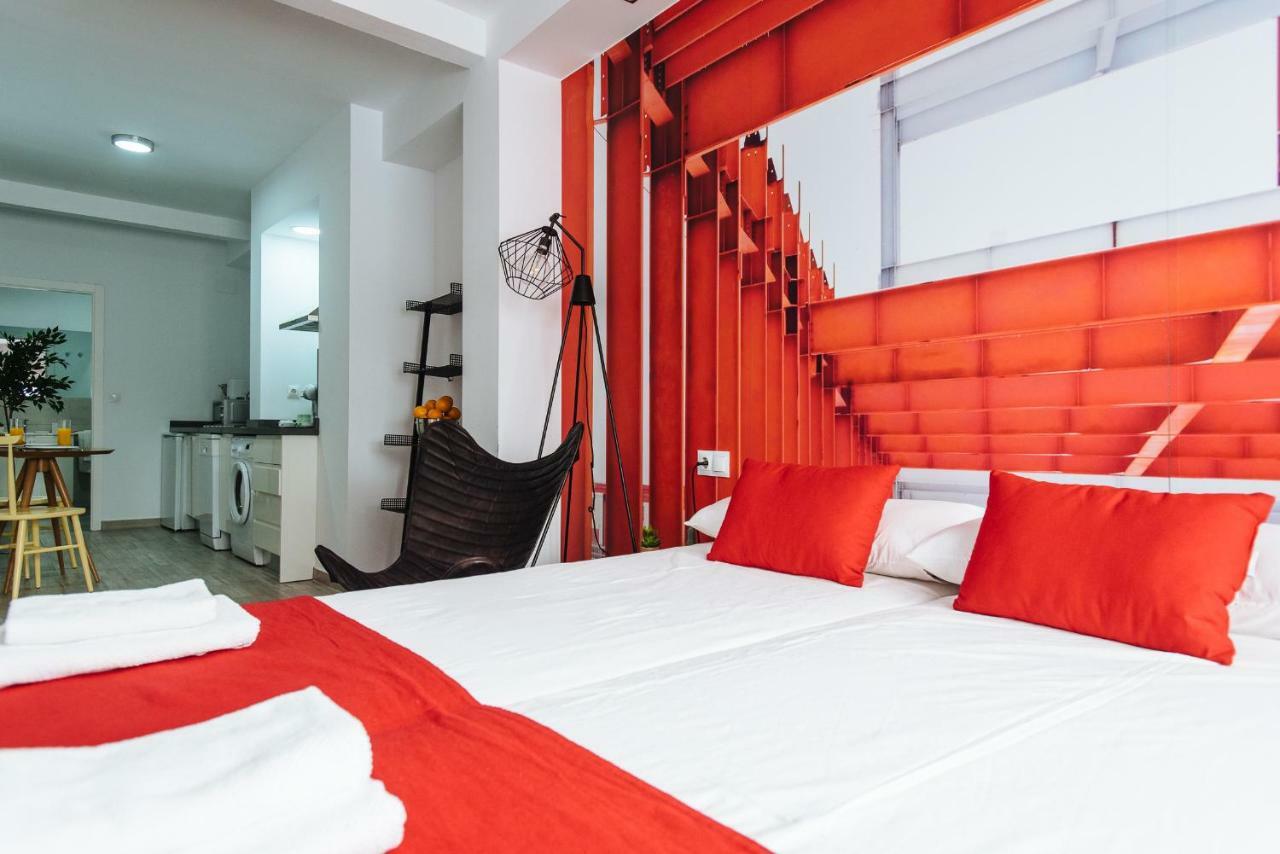 Hostly O'Donnell 1B Center-Fibre-Parking Op-Cless Apartment Sevilla Bagian luar foto